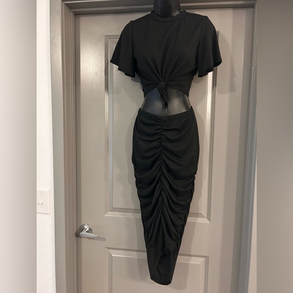 Front Knot Top + Midi Skirt Set - Picture 3 of 6